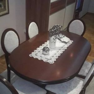 sto-ovalni-granc-160x100-stolica Verona